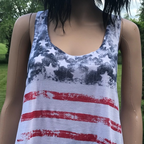  SALEAmerica Flag Graphic Tee - Picture 6 of 7